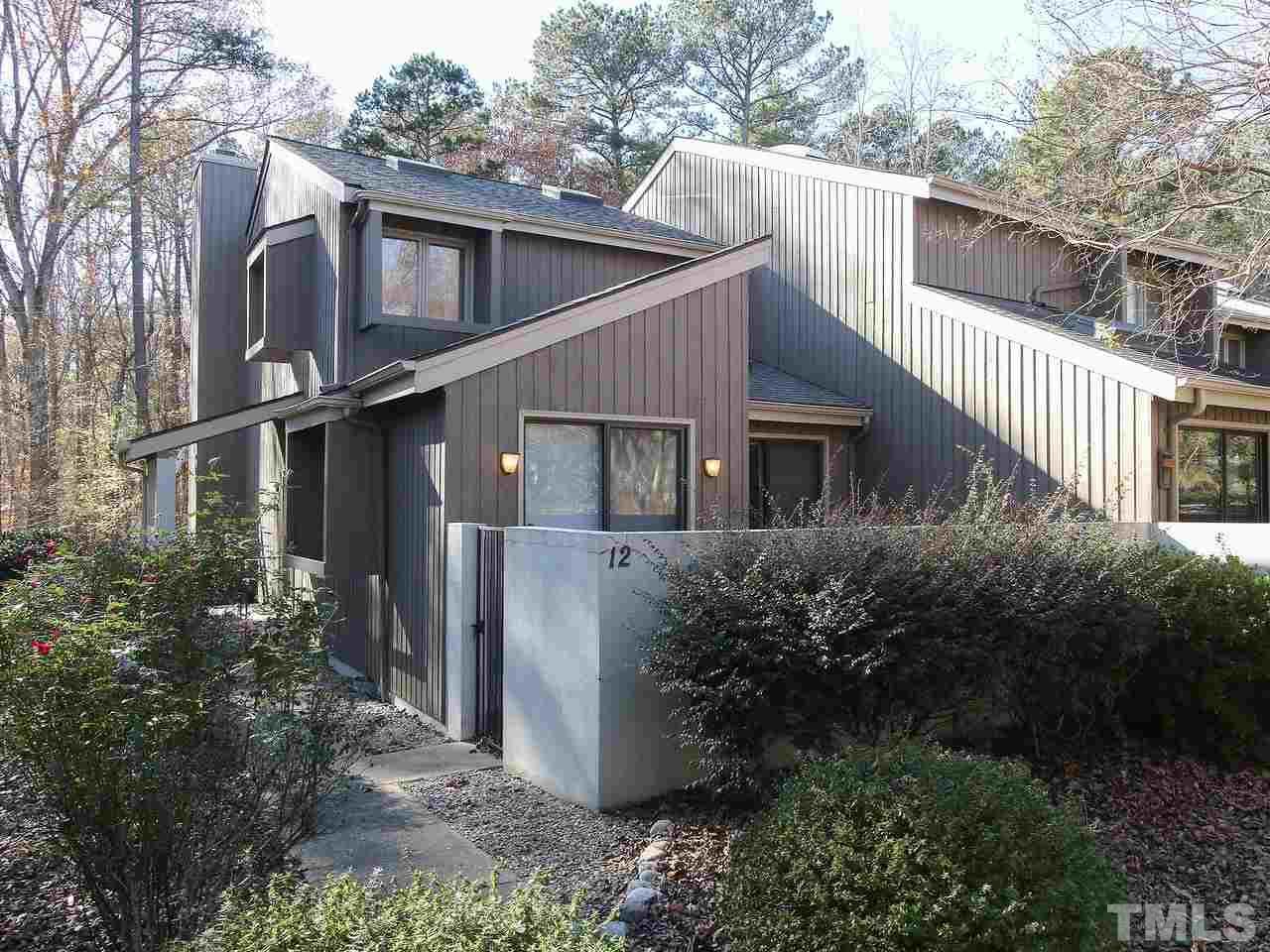 12 Tottenham Lane Chapel Hill Home Listings - RE/MAX Winning Edge North Carolina Real Estate