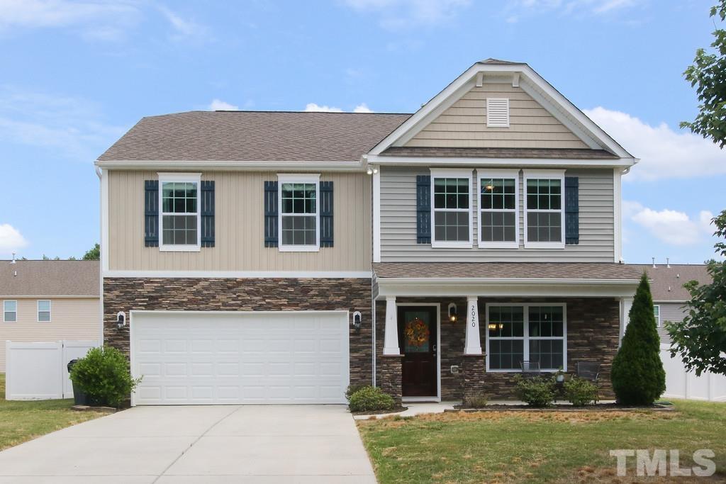 2020 Aurora Drive Chapel Hill Home Listings - RE/MAX Winning Edge North Carolina Real Estate