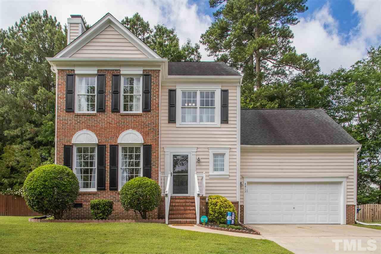 4913 Bridgewood Drive Chapel Hill Home Listings - RE/MAX Winning Edge North Carolina Real Estate