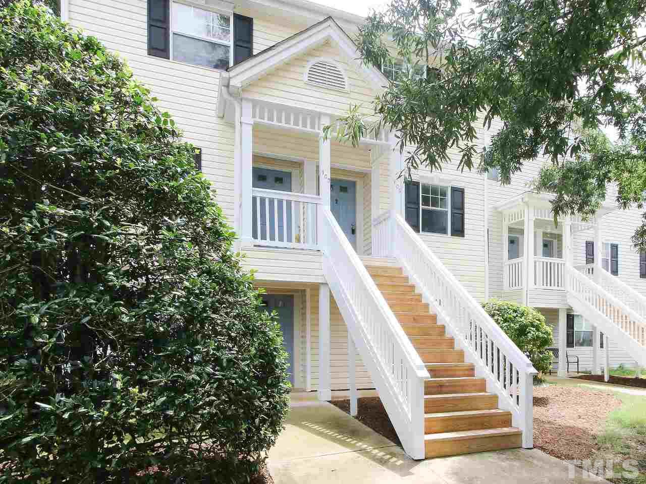 105 Kingsbury Drive Chapel Hill Home Listings - RE/MAX Winning Edge North Carolina Real Estate