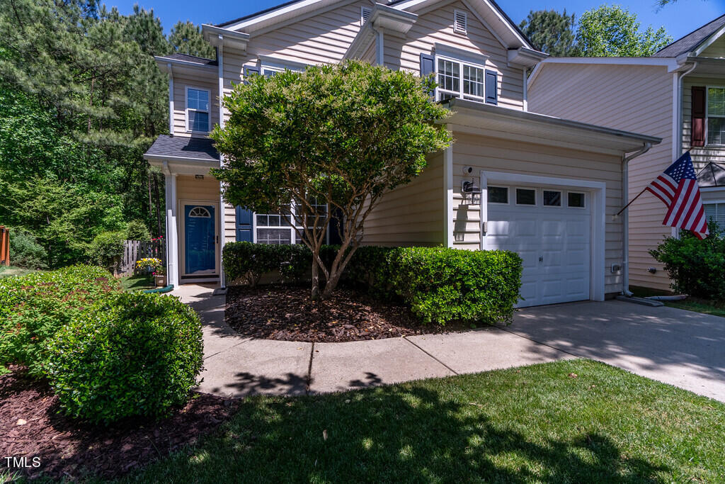 1403 Crimson Creek Drive Chapel Hill Home Listings - RE/MAX Winning Edge North Carolina Real Estate