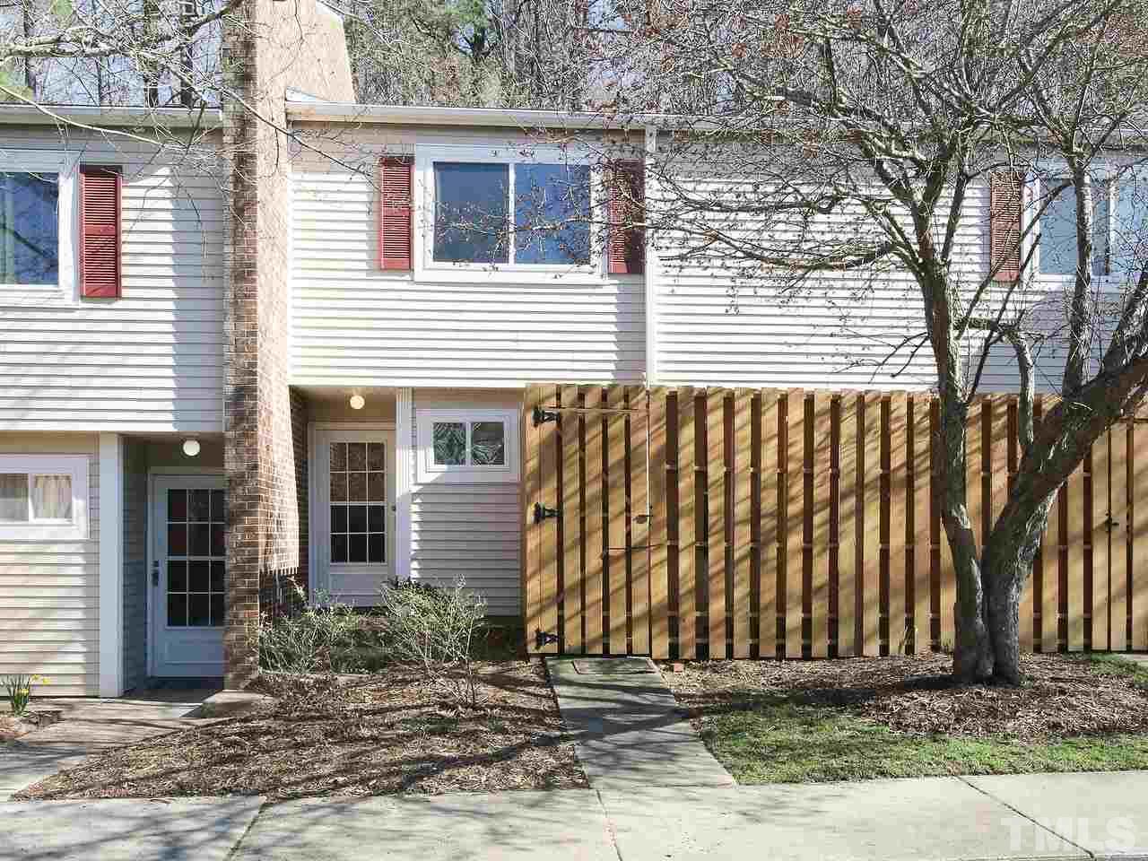 220 Elizabeth Street Chapel Hill Home Listings - RE/MAX Winning Edge North Carolina Real Estate
